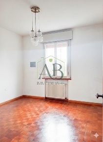 Foto Casa indipendente a Russi di 250 m² con 12 locali in vendita