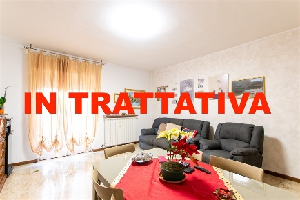 Foto Appartamento in via Roma, Monte Marenzo di 95 m² con 2 locali