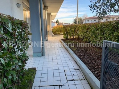 Foto Appartamento a Costabissara Centro di 90 m² con 4 locali in affitto