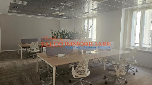 Foto Ufficio in Corso Vercelli, Milano Vercelli - Wagner di 1090 m²