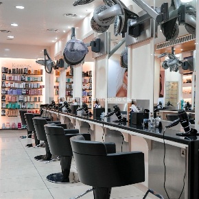 Foto Servizi alla persona in Via Pellipario, Urbino Centro di 50 m²