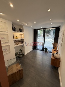 Foto Negozio in via nizza, Roma Salario - Porta Pia di 63 m² con 2 locali