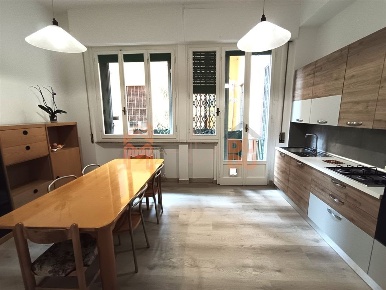 Foto Appartamento in via Crispi, Arezzo Porta Trento e Trieste di 120 m²
