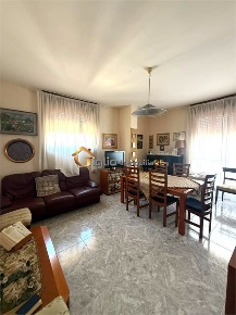 Foto Appartamento a Orta di Atella di 115 m² con 4 locali in vendita