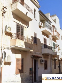 Foto Appartamento a Palermo Partanna di 81 m² con 3 locali in vendita