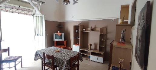 Foto Appartamento a Giardini-Naxos Centro di 50 m² con 3 locali in vendita