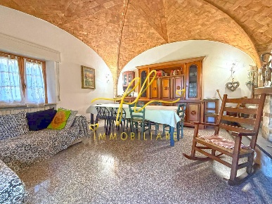 Foto Appartamento a Cecina di 120 m² con 5 locali in vendita