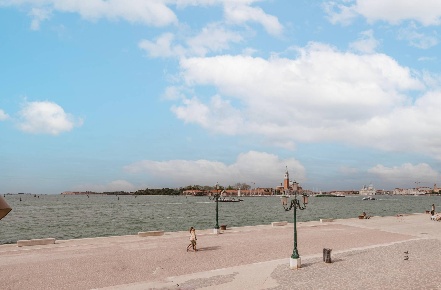 Foto Appartamento in Riva dei Sette Martiri, Venezia di 170 m² con 8 locali