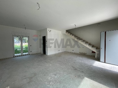 Foto Villa a schiera in Strada Detta delle Monache vicino Parco Adria 12,