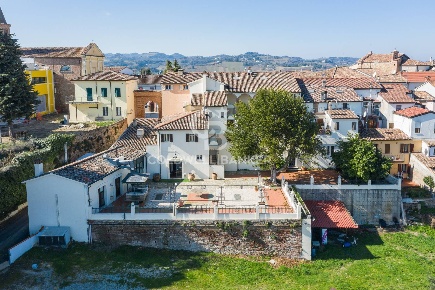 Foto Villa unifamiliare in Via Frascheria 12 14, Montiano Centro di 1045 m²