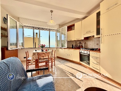 Foto Appartamento in Via Orizzonte, Borgio Verezzi di 52 m² con 2 locali