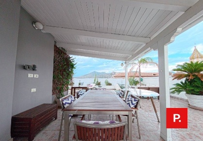 Foto Appartamento in Via Maggiore Francesco Peccerillo, Casapulla di 210 m²