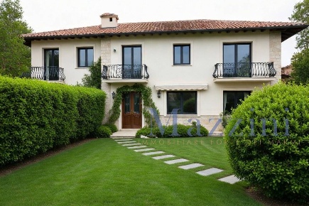 Foto Case semi ndipendenti in Via De Grada, Forte dei Marmi Vittoria Apuana