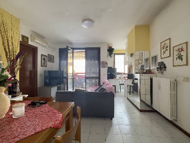 Foto Appartamento in Via Dei Mille 10, Bovisio-Masciago di 80 m² in vendita