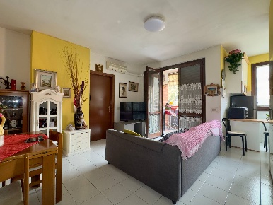 Foto Appartamento in Via Dei Mille 10, Bovisio-Masciago di 80 m² in vendita
