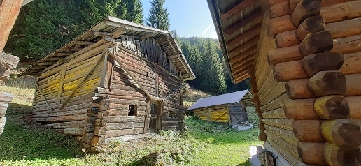 Foto Chalet in Via della Val, Giustino di 100 m² con 4 locali in vendita