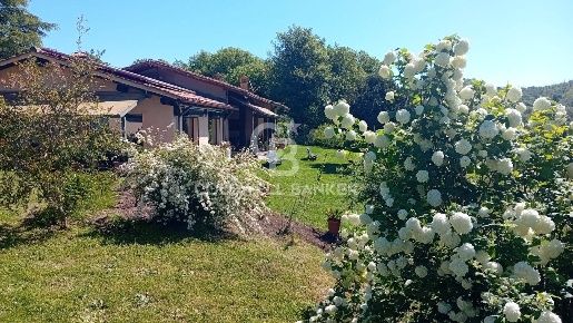 Foto Villa unifamiliare in Via di Rocca Romana 329, Sutri di 150 m²