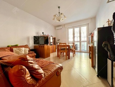 Foto Appartamento in Via Alcuino 7 - Milano, Milano Sempione di 95 m²