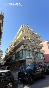 Foto Attico in via benedetto croce 202, Pescara di 136 m² con 3 locali