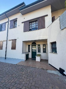 Foto Appartamento in via della Pace, Lainate Centro di 40 m² con 2 locali