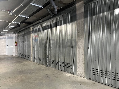 Foto Posti auto in Via Fosso della Crescenza 60, Roma Due Ponti di 25 m²