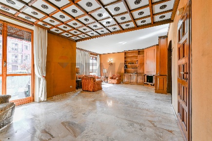 Foto Appartamento in Via Frua 21/8, Milano Frua di 160 m² con 4 locali