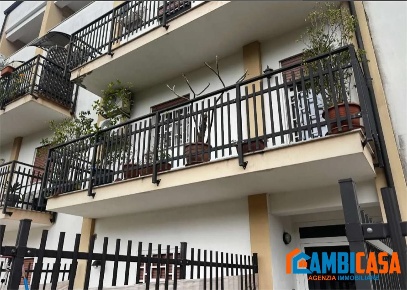 Foto Appartamento in Via Damiano Macaluso, Palermo Cruillas di 77 m²