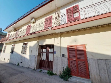 Foto Villa unifamiliare in Corso Umberto I, Caivano Centro di 247 m²