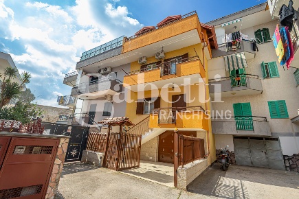 Foto Villa unifamiliare in Via San Lorenzo 21, Mugnano di Napoli Centro