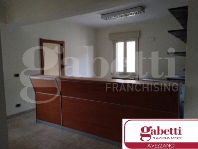 Foto Ufficio a Avezzano Centro di 80 m² con 4 locali in affitto