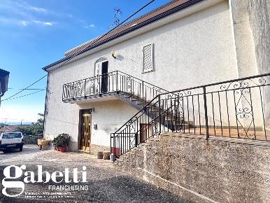 Foto Appartamento in Contrada VALLEBRUCA 30, Sant'Agata di Militello