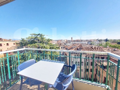 Foto Appartamento in borsa, Treviso Piazza dei Signori di 100 m² in affitto