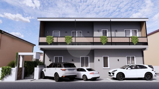 Foto Appartamento in Via Amerigo Vespucci, Rovigo di 140 m² con 4 locali