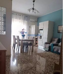 Foto Appartamento in Viale Tica, Siracusa Tica - Zecchino con 3 locali