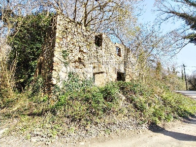 Foto Terreno residenziale a Perugia di 16000 m² in vendita