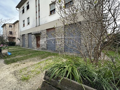 Foto Appartamento a Città di Castello di 90 m² con 5 locali in vendita