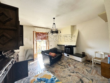 Foto Appartamento in via umbra, San Giustino di 110 m² con 6 locali