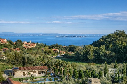 Foto Attico in Via San Rocco, Soiano del Lago di 150 m² con 3 locali