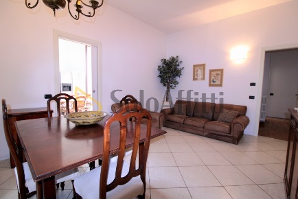 Foto Appartamento in Viale Trieste 9, Barlassina di 115 m² con 4 locali