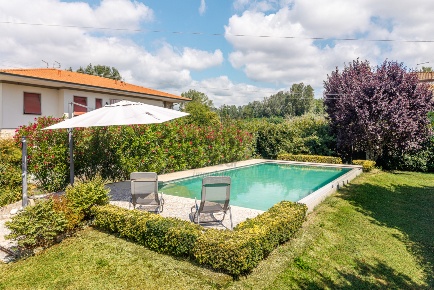 Foto Villa unifamiliare in Via dei Pellegrini, Lucca Sant'Angelo di 300 m²