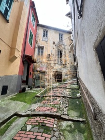 Foto Appartamento in Via Celio, Ceriana di 95 m² con 6 locali in vendita