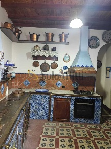 Foto Appartamento in Via Santissimo Crocifisso 6, Acireale Centro di 155 m²