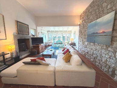 Foto Villa bifamiliare a Camaiore Lido di Camaiore di 210 m² con 8 locali