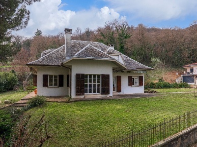 Foto Villa unifamiliare in Via Gardoncini 12, Brescia Urago Mella di 449 m²