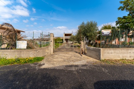 Foto Villa unifamiliare in Via del Salice, Augusta Bongiovanni I di 120 m²