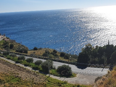 Foto Terreno agricolo in CAPO D'ARMI, Motta San Giovanni di 6700 m²