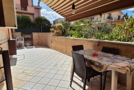 Foto Appartamento in Via del Torraccio, Roma Torre Gaia di 43 m² in vendita