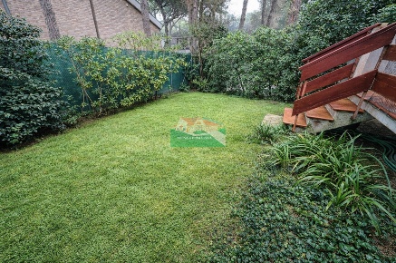 Foto Villa bifamiliare in VIA delle palme, Ravenna di 155 m² con 6 locali