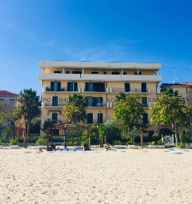 Foto Appartamento in LUNGOMARE VIALE NAZARIO SAURO, Cupra Marittima