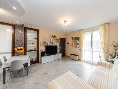 Foto Appartamento a Olgiate Molgora di 110 m² con 3 locali in vendita